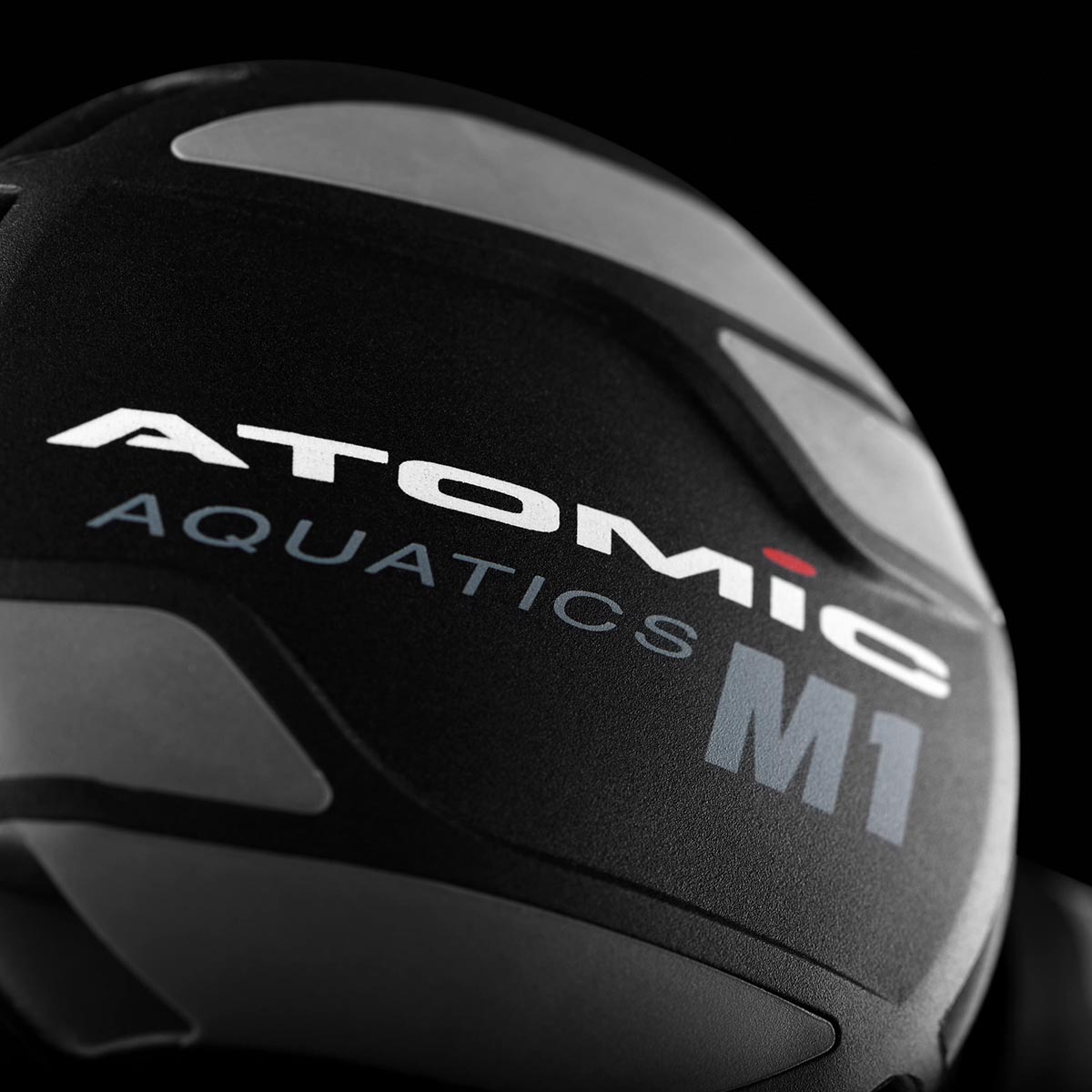 Dive Regulators | The M1 Regulator | Atomic Aquatics